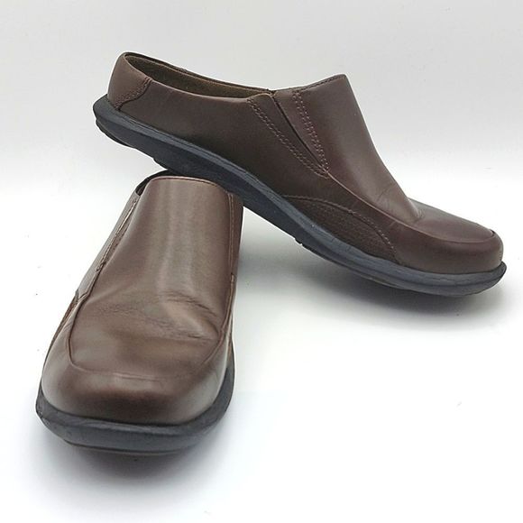 Merrell Mules SIZE 8.5.  S904 - Picture 1 of 6